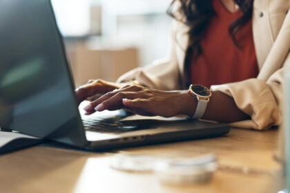 Comment mettre en place le bulletin de paie électronique ?